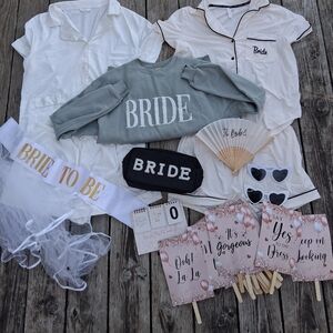 Bride Bundle Size M - PJ's/Sweatshirt/Accessories